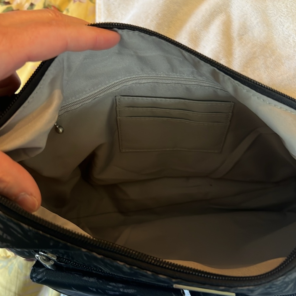 Baggallini bag - Picture 3 of 7